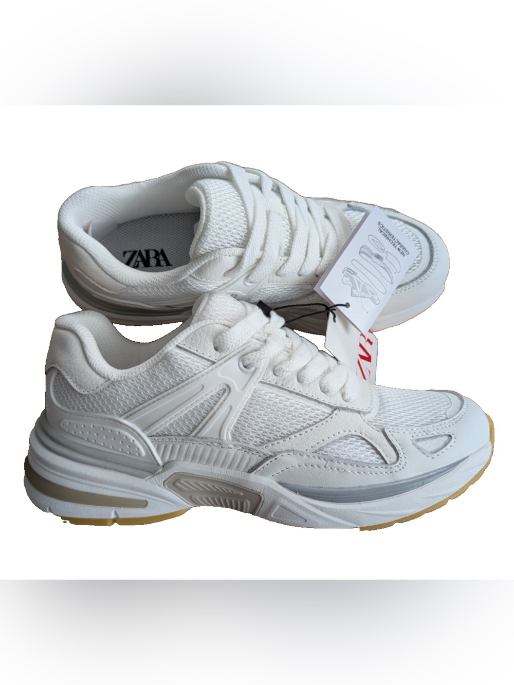 NWT Zara White Leather Athletic Shoes. Size 8.